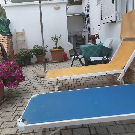 Apartment Fshati Turistik Qerret Vila Engjellushe Rr J Derada Qerret Kavaje *